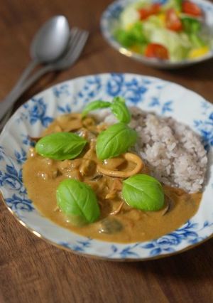 あさりとイカのココナッツカレー-レシピのメイン写真