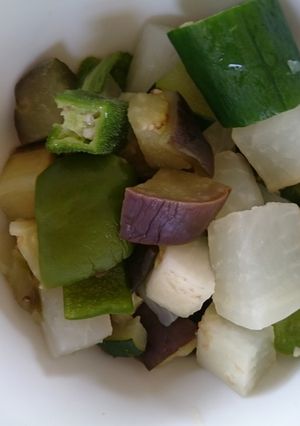 シンプル☆蒸し焼き角切り夏野菜☆塩味-レシピのメイン写真