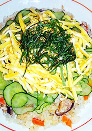 さんま蒲焼き缶の五目寿司-レシピのメイン写真