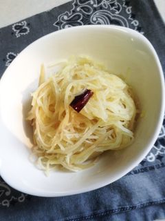 酸辣土豆 じゃがいものお酢炒め-レシピのメイン写真