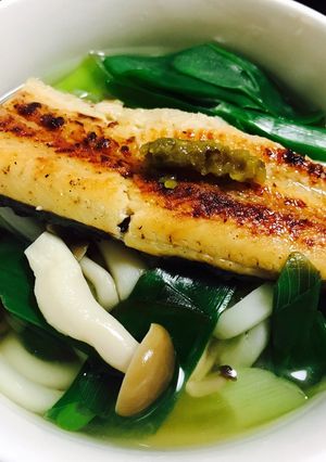 10分で鰻うどん 白醤油焼きバージョン-レシピのメイン写真