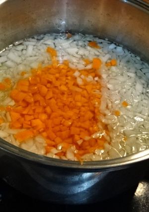 ナベ１つで放置！万能たまねぎスープ-レシピのメイン写真