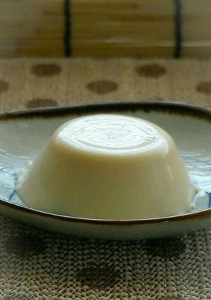 市販のアイスと牛乳で濃厚ミルクプリン-レシピのメイン写真