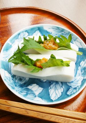 しんじょうの大葉・梅肉はさみ～簡単つまみ-レシピのメイン写真