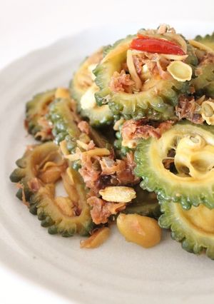 レンジで加熱♪種も一緒にゴーヤーの煮物-レシピのメイン写真