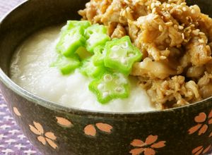 夏ランチ♪豚でも牛でも！スタミナとろろ丼-レシピのメイン写真