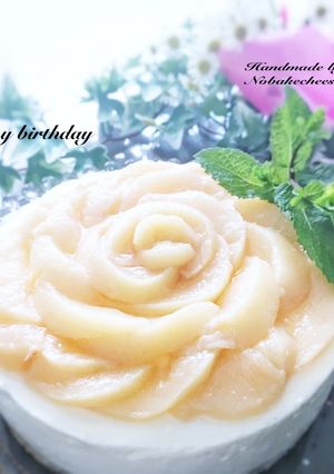 薔薇桃コンポートのせレアチーズケーキ-レシピのメイン写真