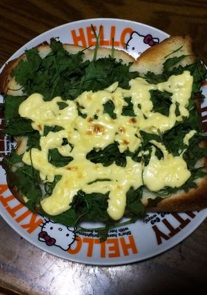 超簡単 パクチーとマヨネーズのトースト-レシピのメイン写真