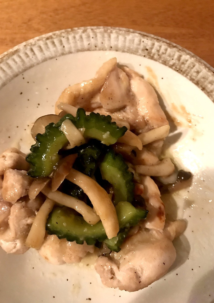 【男の料理】鶏肉とゴーヤとしめじ炒め！-レシピのメイン写真