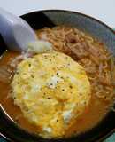 チーズオムレツinキムチ鍋ラーメン