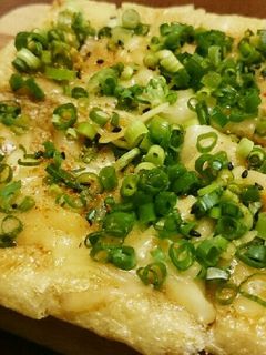 簡単・美味しい♪油揚げのねぎチーズ焼き-レシピのメイン写真