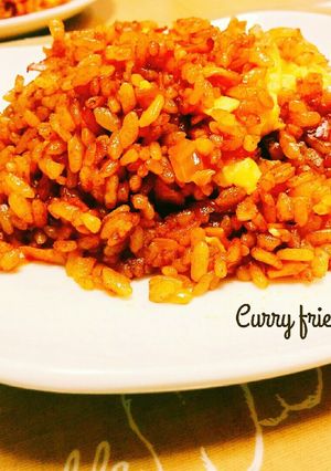 簡単！節約☆カレーチャーハン(炒飯)-レシピのメイン写真