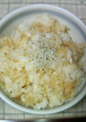 大葉にんにく醤油を使って☆ちりめんごはん-レシピのメイン写真