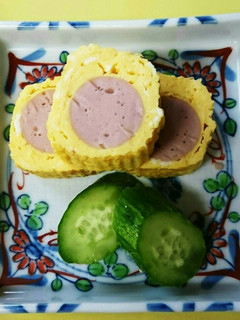 外れてしまわないソーセージ入り卵焼き-レシピのメイン写真