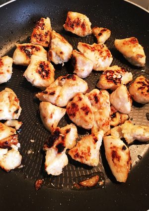 簡単、鳥胸肉の塩麹焼き-レシピのメイン写真
