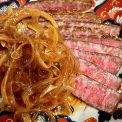 รูปของ 牛肉のたたき玉ねぎソース