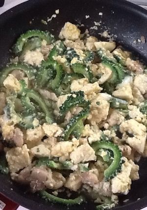 鶏肉でゴーヤチャンプル-レシピのメイン写真