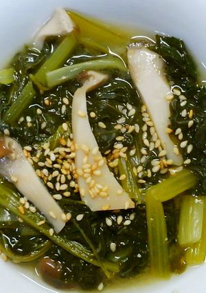 小松菜とエリンギの味噌煮♪お味噌汁風-レシピのメイン写真