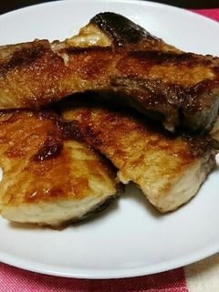 うなぎのタレで‼簡単ぶりの照り焼き-レシピのメイン写真