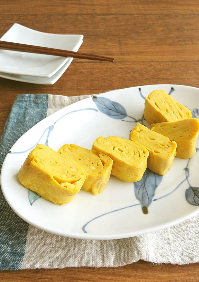 出汁の旨味♪お弁当に☆だし巻き卵焼き-レシピのメイン写真