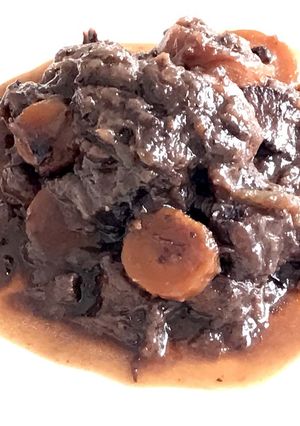 簡単本格！牛スネ肉のトロトロ赤ワイン煮-レシピのメイン写真
