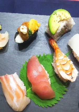 一手間で簡単おしゃれに✨家でご馳走寿司-レシピのメイン写真