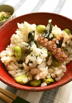 ワカメスープで作ろう♬枝豆ごろごろタコ飯-レシピのメイン写真