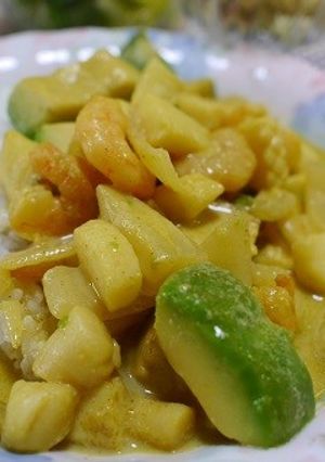 シーフードアボカドカレー-レシピのメイン写真