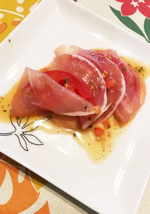 暑い夏にオススメ☆トマトと生ハムのサラダ-レシピのメイン写真