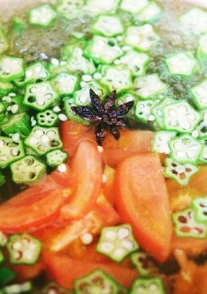 オクラとトマトの夏粥-レシピのメイン写真