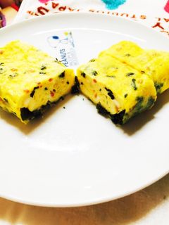 混ぜ込み鮭わかめ卵焼き-レシピのメイン写真