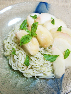桃とジェノベーゼの素麺-レシピのメイン写真