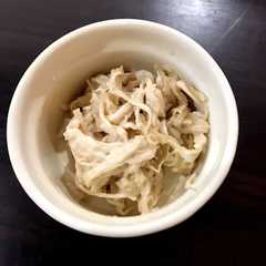 รูปของ 乾燥大根と帆立水煮缶の和え物