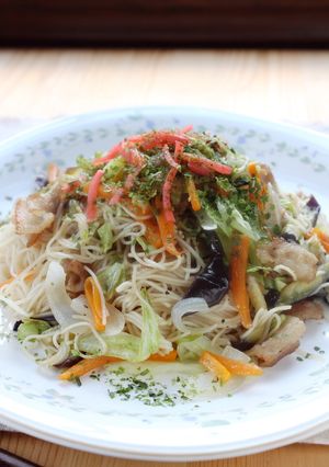 オイスターソースで☆野菜たっぷり焼き素麺-レシピのメイン写真