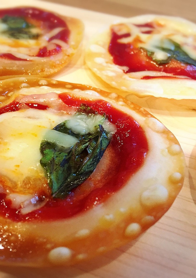 簡単！餃子の皮でマルゲリータ風！-レシピのメイン写真