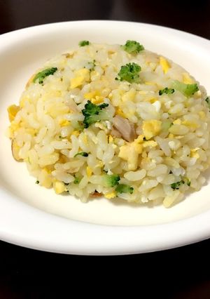ブロッコリーとシーチキンの卵炒飯 幼児食-レシピのメイン写真