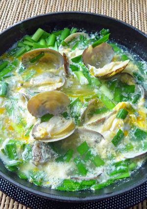 あさりのにら玉汁・・にら玉新鮮-レシピのメイン写真