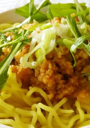 鶏挽き肉と水菜のアレンジ焼きそば-レシピのメイン写真