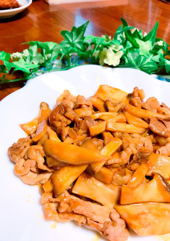 カレーマヨで絶品♡エリンギと豚肉炒め-レシピのメイン写真