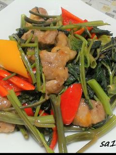 食感楽しい!空心菜と鶏肉の中華炒め!-レシピのメイン写真