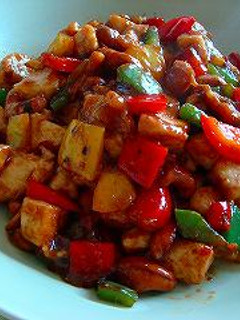 宮保鶏丁(鶏肉とナッツの炒め物)-レシピのメイン写真