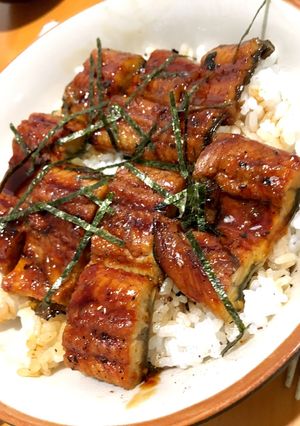 市販の鰻が皮まで柔らか！フライパンで簡単-レシピのメイン写真