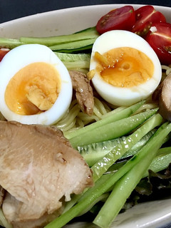 簡単!カフェ風?サラダ冷麺(うどん)-レシピのメイン写真