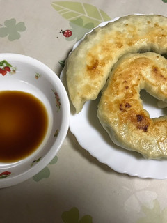 皮も手作り、簡単ジャンボ餃子-レシピのメイン写真