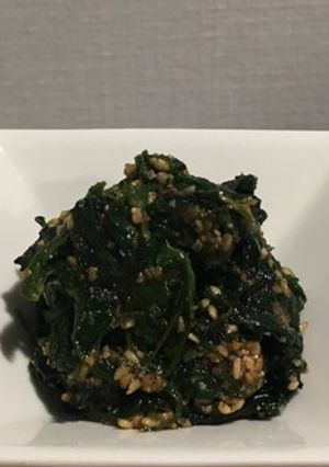 簡単小鉢♪ ほうれん草の胡麻和え-レシピのメイン写真