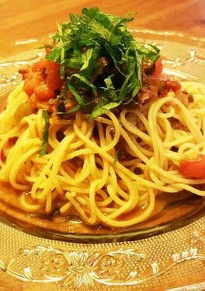 冷凍トマト×サバ味噌煮缶で冷製パスタ！-レシピのメイン写真