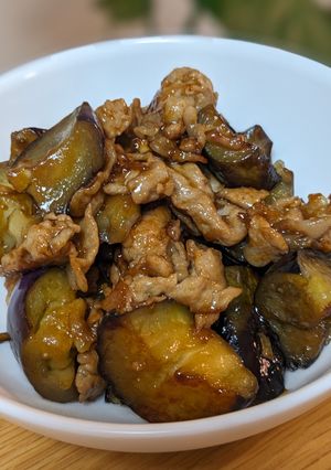 簡単なすと豚肉のしょうが炒め-レシピのメイン写真