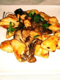 すき焼きのタレで♡鶏胸肉と舞茸バター焼き-レシピのメイン写真