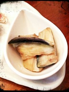 簡単♪。水なすの浅漬(ワサビ味)-レシピのメイン写真