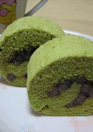 あずきを巻いて♡お茶のミニロールケーキ-レシピのメイン写真